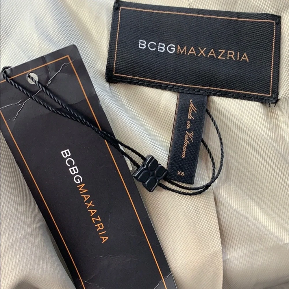 BCBGMAXAZRIA Tan Herringbone Short Jacket XS - Picture 5 of 6